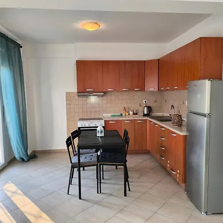House Alexandros Apartment *