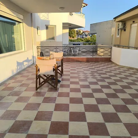 Apartament House Alexandros *